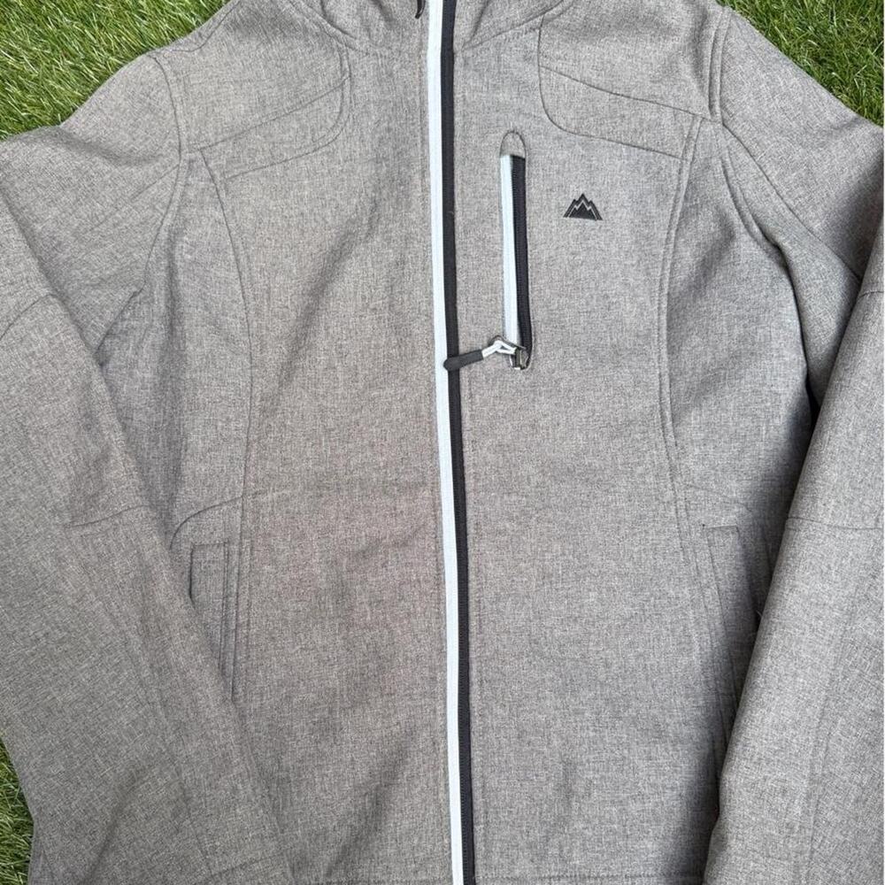 Snozu performance gray heathered fleece